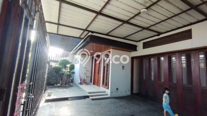 Hunian Mewah Siap Huni LT 252m2 di Jaten, Karanganyar Hunian Mewah Siap Huni LT 252m2 di Jaten, Karanganyar