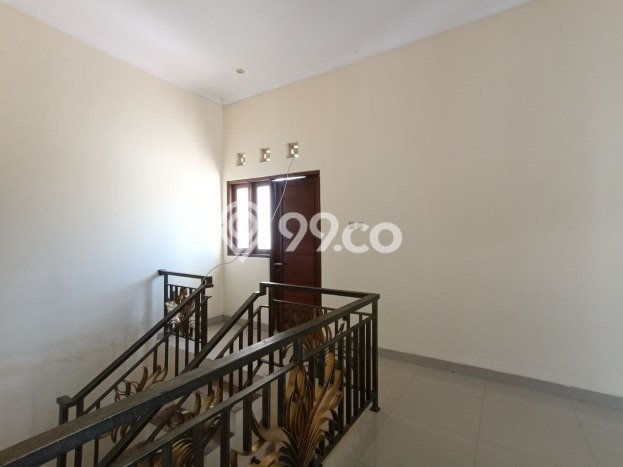 Dijual Cepat Rumah Favorit Siap Huni LB 130m2 di Colomadu, Karanganyar Dijual Cepat Rumah Favorit Siap Huni LB 130m2 di Colomadu, Karanganyar
