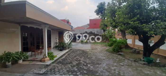 Rumah Eksklusif Siap Huni LT 1200m2 di Jaten, Karanganyar Rumah Eksklusif Siap Huni LT 1200m2 di Jaten, Karanganyar