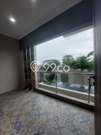 For Sale Rumah 3 Kamar Lokasi Ideal Bagus dan Strategis di Kartasura For Sale Rumah 3 Kamar Lokasi Ideal Bagus dan Strategis di Kartasura