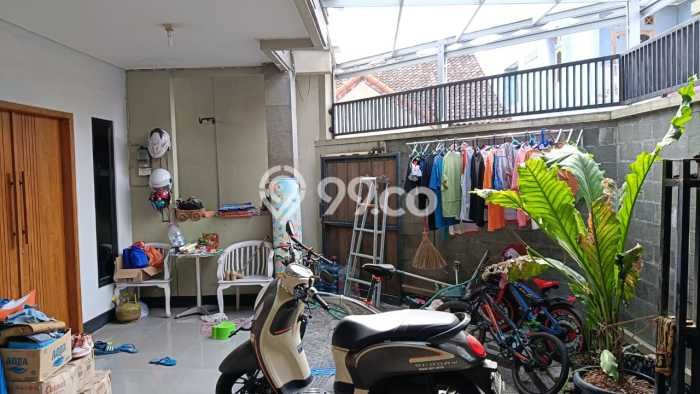 Rumah 3 KT 2 KM di Area Premium Banjarsari, Solo Rumah 3 KT 2 KM di Area Premium Banjarsari, Solo