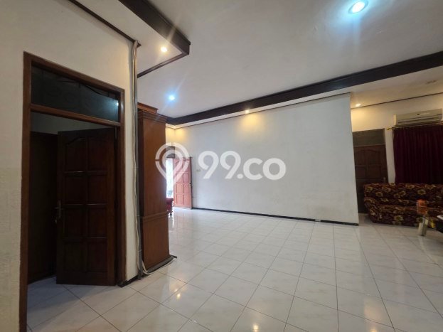 Rumah Modern Cantik 4 Kamar Bisa Langsung Pindah di Laweyan Rumah Modern Cantik 4 Kamar Bisa Langsung Pindah di Laweyan