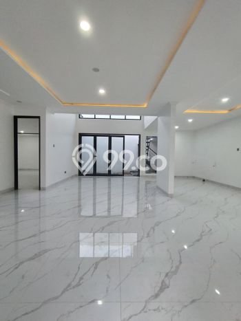 Hunian Super Elit dengan Akses Paling Strategis di Bintaro, Tangerang Selatan Hunian Super Elit dengan Akses Paling Strategis di Bintaro, Tangerang Selatan