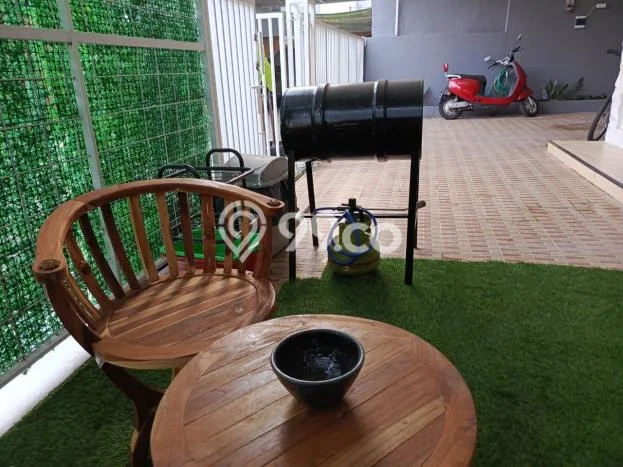 Jual Rumah Modern 8 KT di Bintaro, Tangerang Selatan Jual Rumah Modern 8 KT di Bintaro, Tangerang Selatan