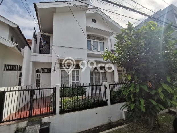 Jual Rumah Mewah Elegan Dengan View Cantik di Bintaro, Tangerang Selatan Jual Rumah Mewah Elegan Dengan View Cantik di Bintaro, Tangerang Selatan