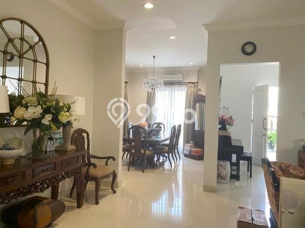 Siap Huni Rumah Mewah 5 Kamar di Jagakarsa Dekat ke Mana Saja Siap Huni Rumah Mewah 5 Kamar di Jagakarsa Dekat ke Mana Saja