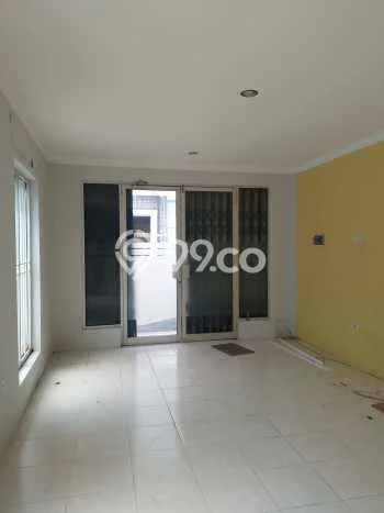 Tanah Disewakan Kawasan , Luas 28m2m², Ideal untuk Bisnis Tanah Disewakan Kawasan , Luas 28m2m², Ideal untuk Bisnis