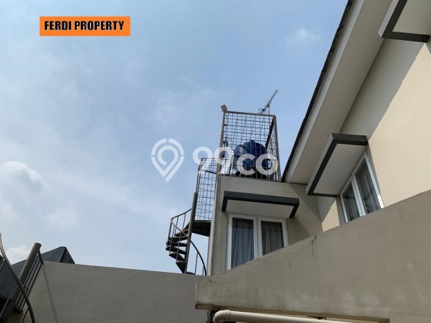 Ready to Use! Premium House LT 180m2 Desain Elegan di Citra Grand Ready to Use! Premium House LT 180m2 Desain Elegan di Citra Grand