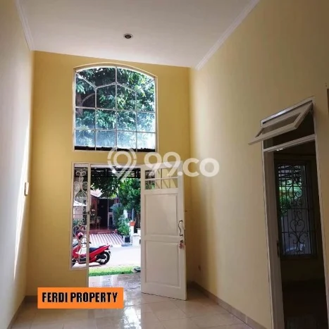 Rumah Disewakan Jakarta Timur LT 120m2 LB 80m2 Kawasan Citra Grand Rumah Disewakan Jakarta Timur LT 120m2 LB 80m2 Kawasan Citra Grand