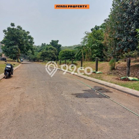 Untuk Dijual Tanah di Jakarta Timur, Luas 450m2 - Untuk Dijual Tanah di Jakarta Timur, Luas 450m2 -