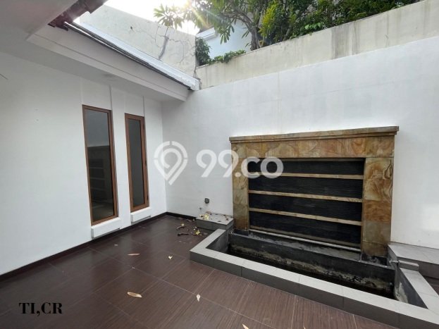 Rumah Luas Asri 4 KT Siap Huni di Cibubur Jakarta Timur Rumah Luas Asri 4 KT Siap Huni di Cibubur Jakarta Timur
