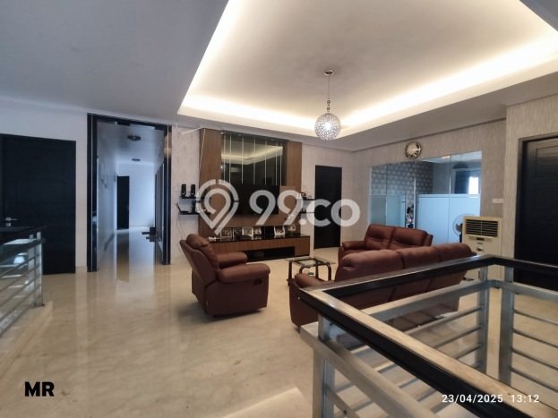 Jual Rumah Mewah Elegan Dengan View Eksklusif di Kota Wisata, Bogor Jual Rumah Mewah Elegan Dengan View Eksklusif di Kota Wisata, Bogor
