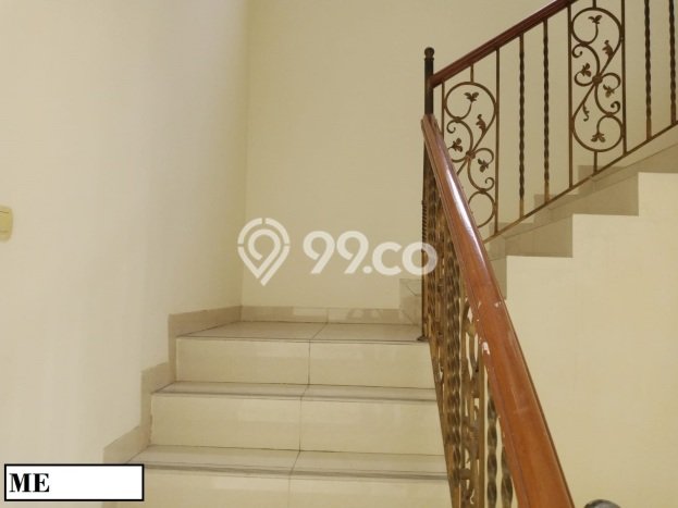 Dijual Rumah Luas Megah Dengan View Cantik di Raffles Hills, Jakarta Timur Dijual Rumah Luas Megah Dengan View Cantik di Raffles Hills, Jakarta Timur
