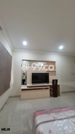 Hunian Mewah LB 388m2 Siap Pakai Desain Elegan di Cibubur, Jakarta Timur Hunian Mewah LB 388m2 Siap Pakai Desain Elegan di Cibubur, Jakarta Timur
