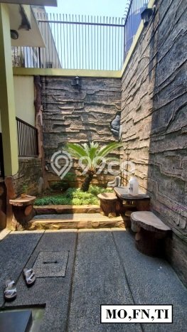Rumah Luxury Modern Tanpa Renovasi di Cibubur Jakarta Timur Rumah Luxury Modern Tanpa Renovasi di Cibubur Jakarta Timur