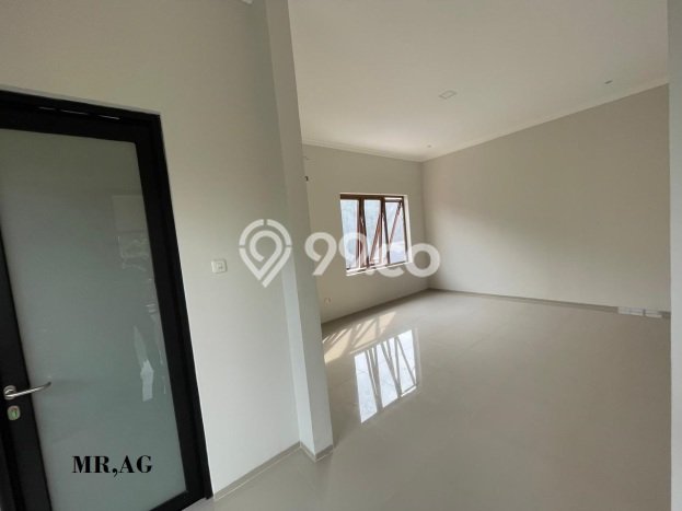 Dijual Rumah Luas Megah Dengan View Cantik di Cibubur, Jakarta Timur Dijual Rumah Luas Megah Dengan View Cantik di Cibubur, Jakarta Timur