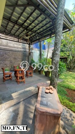 Rumah Luxury Modern Tanpa Renovasi di Cibubur Jakarta Timur Rumah Luxury Modern Tanpa Renovasi di Cibubur Jakarta Timur