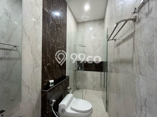 For Sale! Premium House LT 391m2 Desain Elegan di Raffles Hills For Sale! Premium House LT 391m2 Desain Elegan di Raffles Hills