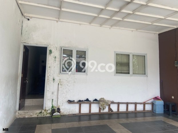 Hunian Mewah LB 300m2 Siap Pakai Desain Elegan di Cibubur, Jakarta Timur Hunian Mewah LB 300m2 Siap Pakai Desain Elegan di Cibubur, Jakarta Timur