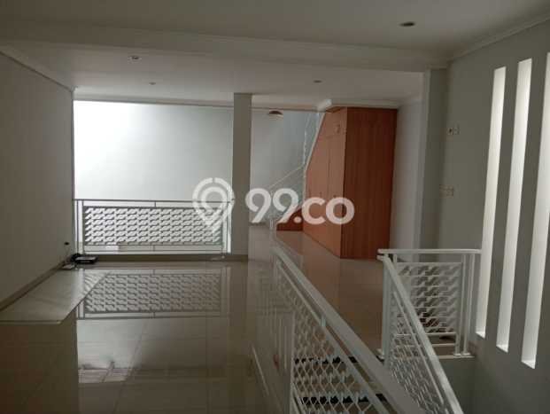 Dijual Rumah Mewah Exclusive di Serpong Utara, Tangerang Selatan Dijual Rumah Mewah Exclusive di Serpong Utara, Tangerang Selatan