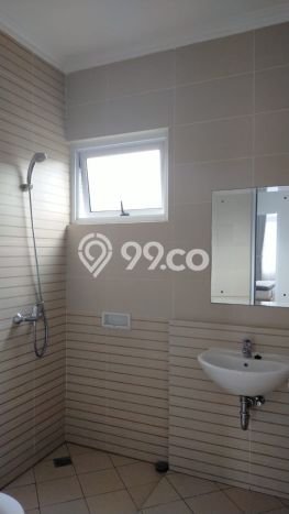 Rumah di Kota Wisata, 3 KT, Konsep Minimalis, LT 136m² LB 140m² Rumah di Kota Wisata, 3 KT, Konsep Minimalis, LT 136m² LB 140m²