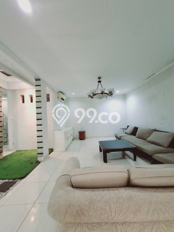 BEST PRICE! Rumah Premium di Kota Wisata, Luas 180m² LB 200m² BEST PRICE! Rumah Premium di Kota Wisata, Luas 180m² LB 200m²