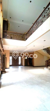 Rumah Elit Modern Siap Huni di Legenda Wisata Jakarta Timur Rumah Elit Modern Siap Huni di Legenda Wisata Jakarta Timur