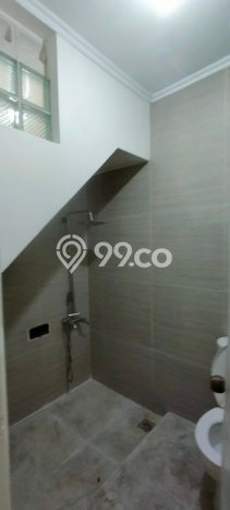 Rumah Modern 3 KT di Kota Wisata Jakarta Timur Unfurnished Rumah Modern 3 KT di Kota Wisata Jakarta Timur Unfurnished