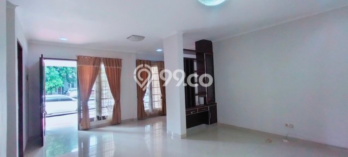 HOT DEAL! Rumah area Kota Wisata, 3 KT, Area Asri, LT 128m² Bangunan 150m² HOT DEAL! Rumah area Kota Wisata, 3 KT, Area Asri, LT 128m² Bangunan 150m²
