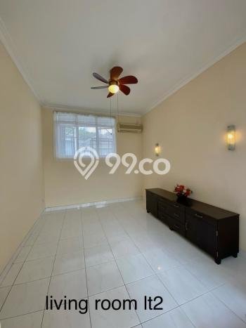 Rumah Minimalis 3 Kamar Siap Huni di Kompleks Perumahan Kota Wisata, Bogor Rumah Minimalis 3 Kamar Siap Huni di Kompleks Perumahan Kota Wisata, Bogor