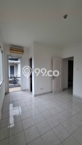Dijual Rumah Eksklusif 3 KT di Kota Wisata, Jakarta Timur Dijual Rumah Eksklusif 3 KT di Kota Wisata, Jakarta Timur