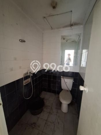 For Sale Hunian Rumah Terawat 2 KT di Kota Wisata, Jakarta Timur For Sale Hunian Rumah Terawat 2 KT di Kota Wisata, Jakarta Timur