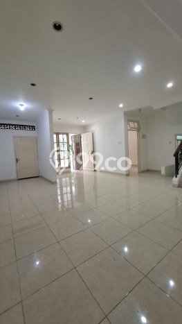 Rumah Modern 4 KT di Kota Wisata Bogor Unfurnished Rumah Modern 4 KT di Kota Wisata Bogor Unfurnished