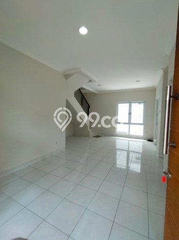 Jual Segera Rumah LB 106m² di Lokasi Strategis, Jakarta Timur Jual Segera Rumah LB 106m² di Lokasi Strategis, Jakarta Timur