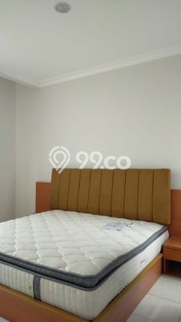 Rumah di Kota Wisata, 3 KT, Konsep Minimalis, LT 136m² LB 140m² Rumah di Kota Wisata, 3 KT, Konsep Minimalis, LT 136m² LB 140m²