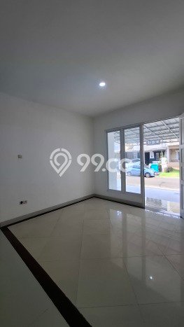 Jual Rumah Eksklusif 4 KT di Kota Wisata, Jakarta Timur Jual Rumah Eksklusif 4 KT di Kota Wisata, Jakarta Timur
