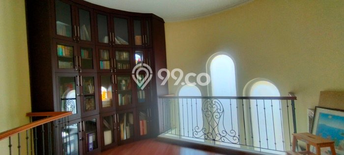 Dijual Rumah Mewah Megah Dengan View Cantik di Kota Wisata, Jakarta Timur Dijual Rumah Mewah Megah Dengan View Cantik di Kota Wisata, Jakarta Timur
