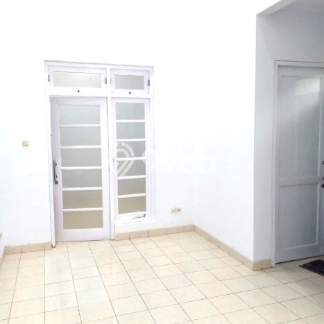 Rumah 2 KT 1 KM Fully Furnished di Kota Wisata, Dekat Supermarket, Bogor Rumah 2 KT 1 KM Fully Furnished di Kota Wisata, Dekat Supermarket, Bogor