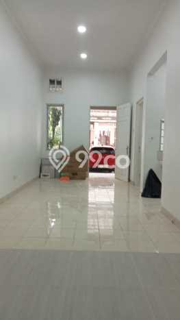 SPECIAL RATE! Rumah di Kota Wisata, 1 KM, Lingkungan Asri, Luas 90m² Bangunan 60m² SPECIAL RATE! Rumah di Kota Wisata, 1 KM, Lingkungan Asri, Luas 90m² Bangunan 60m²