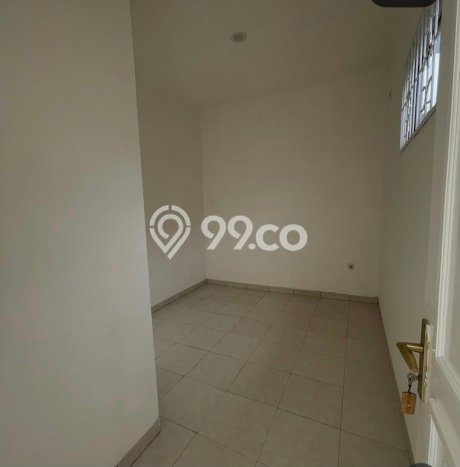 Jual Rumah Eksklusif 3 KT di Kota Wisata, Jakarta Timur Jual Rumah Eksklusif 3 KT di Kota Wisata, Jakarta Timur