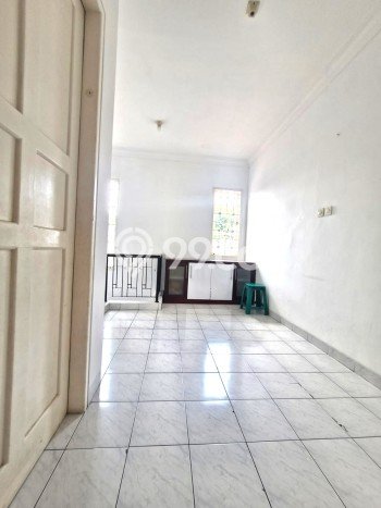 Rumah Modern 3 Kamar LT 164m2 di Legenda Wisata Rumah Modern 3 Kamar LT 164m2 di Legenda Wisata
