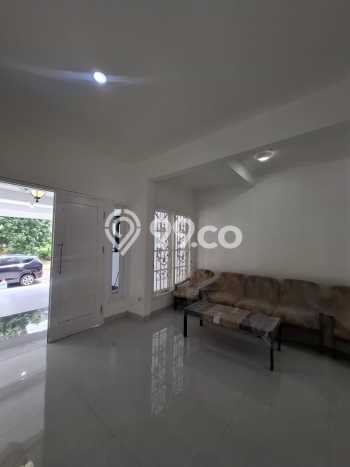 Dijual Rumah Luas Elegan Dengan View Cantik di Kota Wisata, Jakarta Timur Dijual Rumah Luas Elegan Dengan View Cantik di Kota Wisata, Jakarta Timur