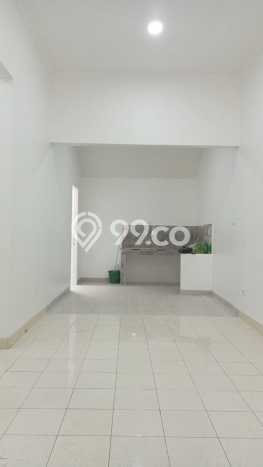SPECIAL RATE! Rumah di Kota Wisata, 1 KM, Lingkungan Asri, Luas 90m² Bangunan 60m² SPECIAL RATE! Rumah di Kota Wisata, 1 KM, Lingkungan Asri, Luas 90m² Bangunan 60m²