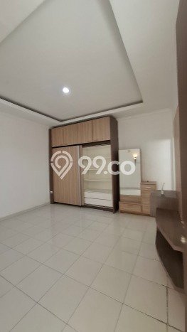 Rumah Minimalis 3 Kamar LT 132m2 di Legenda Wisata Rumah Minimalis 3 Kamar LT 132m2 di Legenda Wisata