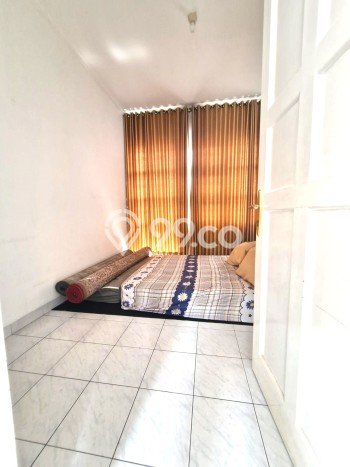 Rumah Modern 3 Kamar LT 164m2 di Legenda Wisata Rumah Modern 3 Kamar LT 164m2 di Legenda Wisata