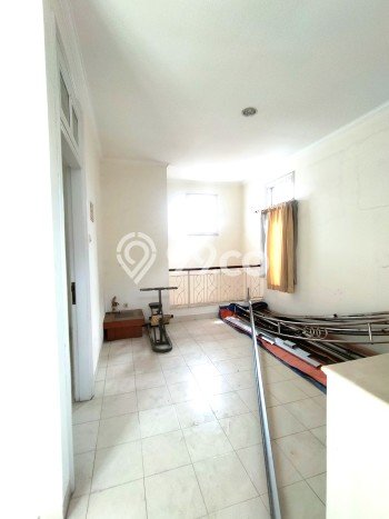 Rumah Lingkungan Asri kawasan Kota Wisata, Bogor, Luas 136m² LB 180m² Rumah Lingkungan Asri kawasan Kota Wisata, Bogor, Luas 136m² LB 180m²