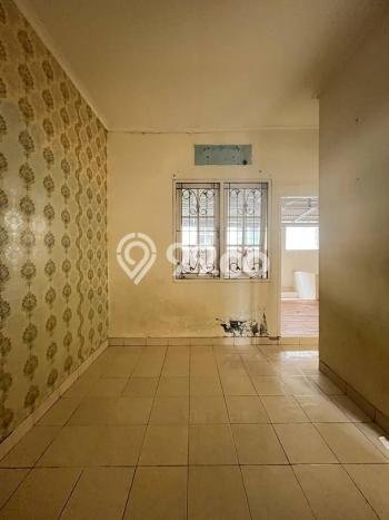 Dijual Hunian Rumah Terawat 3 KT di Kota Wisata, Jakarta Timur Dijual Hunian Rumah Terawat 3 KT di Kota Wisata, Jakarta Timur