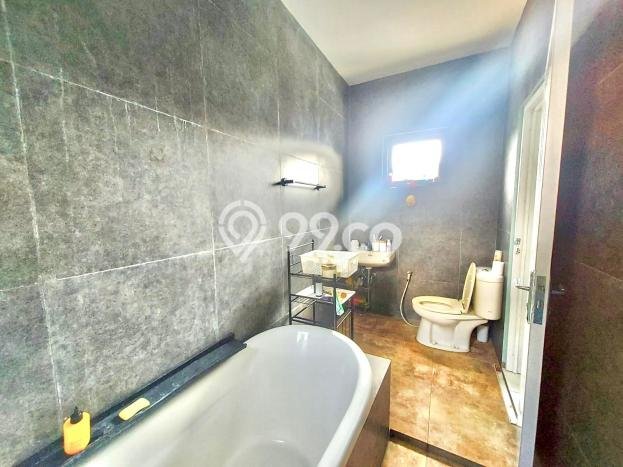 Rumah Modern 3 KT di Kota Wisata Bogor Semi Furnished Rumah Modern 3 KT di Kota Wisata Bogor Semi Furnished