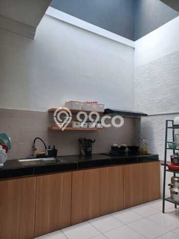 Dijual Rumah Eksklusif 4 KT di Legenda Wisata, Jakarta Timur Dijual Rumah Eksklusif 4 KT di Legenda Wisata, Jakarta Timur