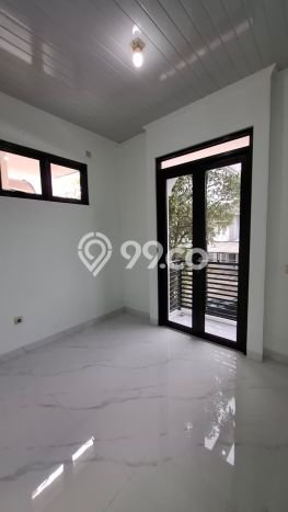 Hunian Nyaman Asri 4 KT Siap Pakai di Kota Wisata Jakarta Timur Hunian Nyaman Asri 4 KT Siap Pakai di Kota Wisata Jakarta Timur